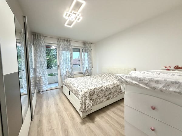 Totalsanierte 4.5 Zi. Wohnung an guter Lage Kopie 4