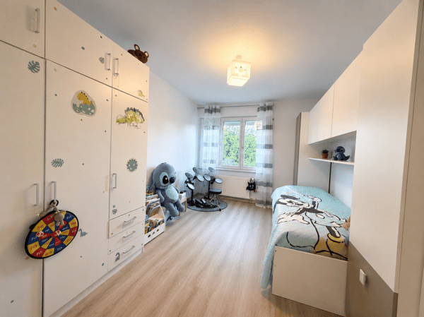 Totalsanierte 4.5 Zi. Wohnung an guter Lage Kopie 5