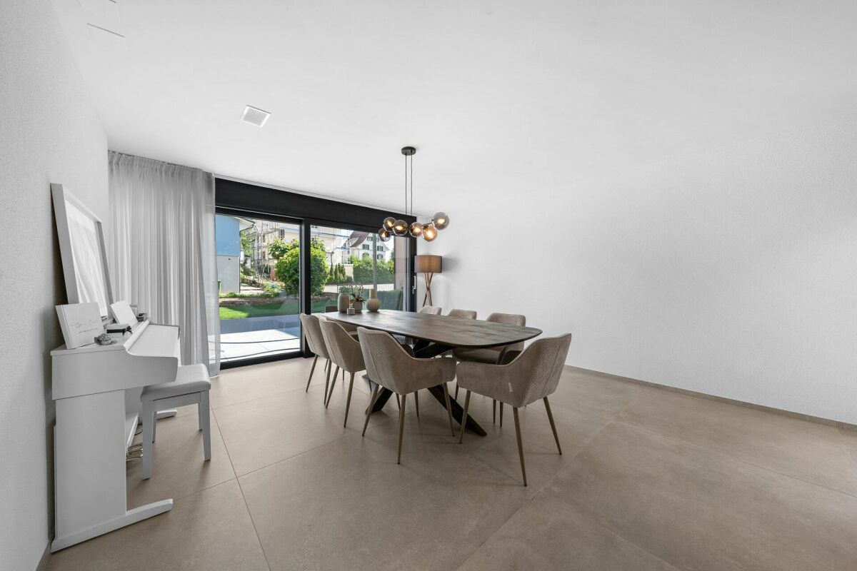 Exklusives Einfamilienhaus mit Pool, Smarthome und luxuriöser Ausstattung