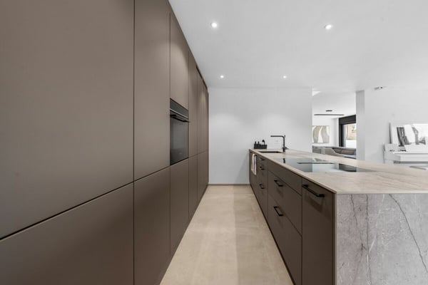 Exklusives Einfamilienhaus mit Pool, Smarthome und luxuriöser Ausstattung 7