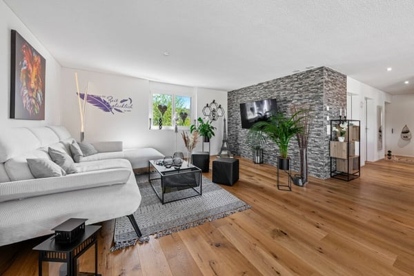 Exklusive 5.5-Zimmer-Attikawohnung mit 152 m² Terrasse & Weitsicht! 8