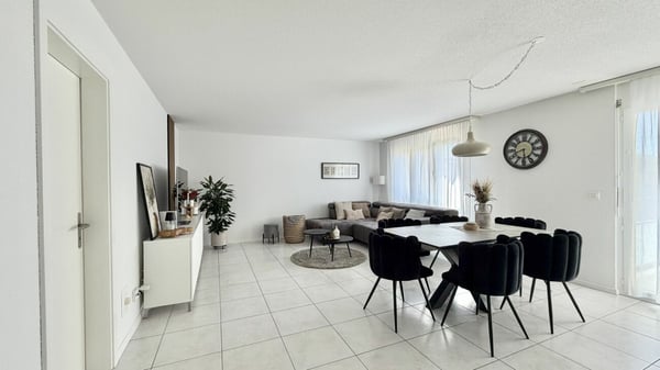 Schöne 2.5 Zimmer Wohnung an guter Lage 3