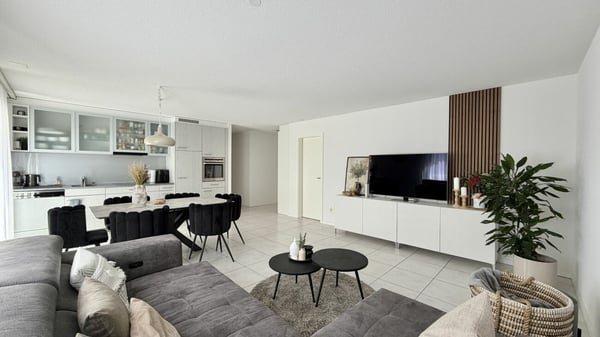 Schöne 2.5 Zimmer Wohnung an guter Lage 2