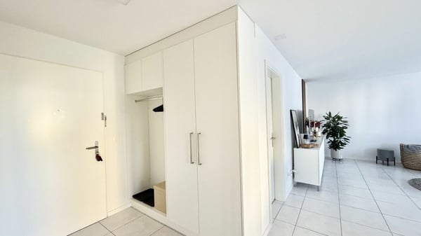 Schöne 2.5 Zimmer Wohnung an guter Lage 11
