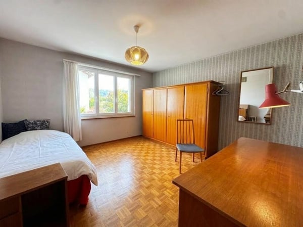 Charmantes Einfamilienhaus am Bach mit Wintergarten und Garage 4