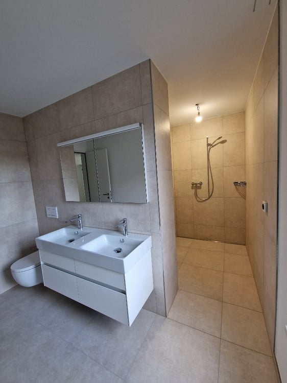 Luxuriöse 1.5 -Zimmerwohnung im OG an der Sonneckstrasse 3 8