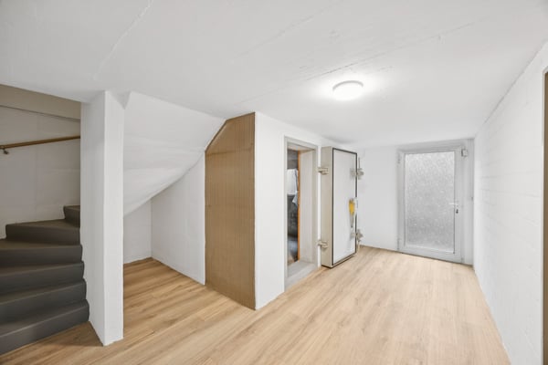 Saniertes 6.5-Zimmer-Einfamilienhaus mit Garten 8