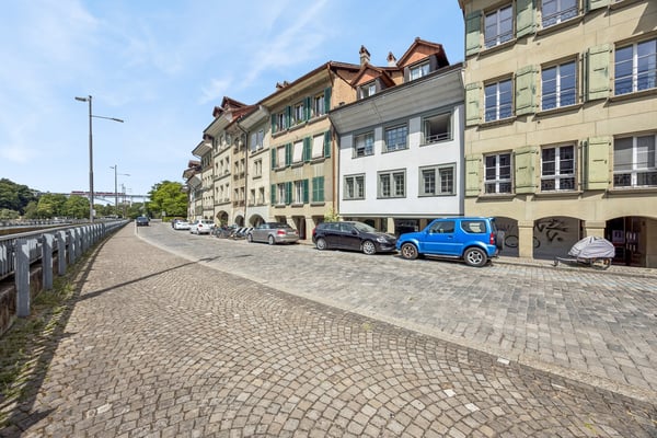 Wohnen an der Aare  stilvolle 3.5-Zimmerwohnung mit grosser Terrasse 1