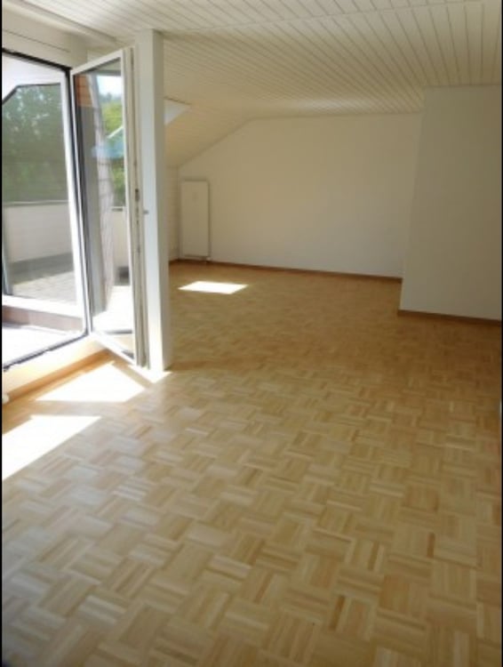 Nachmieter gesucht: Grosszügige 3.5-Zimmerwohnung in Wichtrac 2