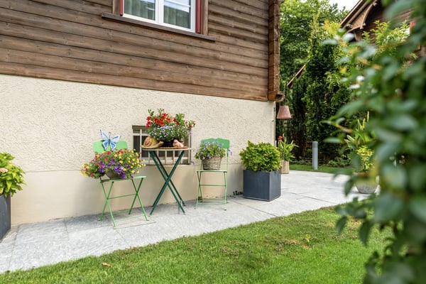 Einfamilienhaus mit Pool und Garage 12