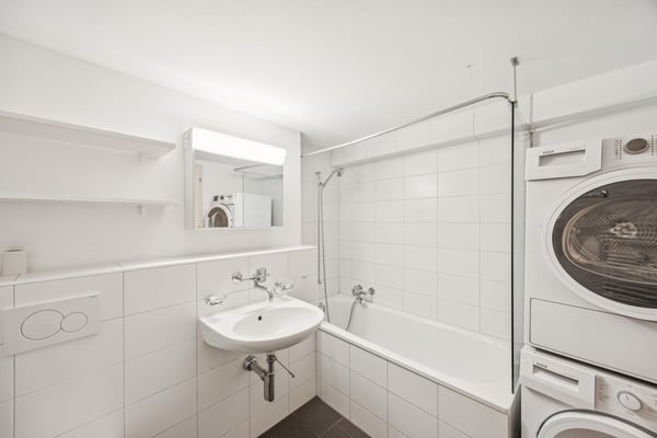 Wohnen an der Aare stilvolle 2.0-Zimmerwohnung 4