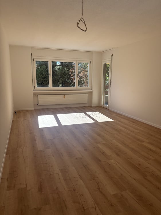 Helle 2.0-Zimmerwohnung mit Balkon 2
