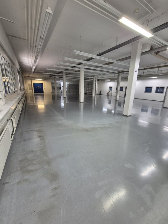Lagerhalle mit guter Verkehrsanbindung 5