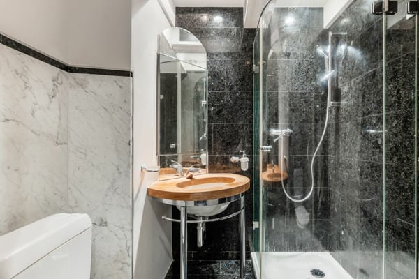 SANIERTES BIJOU IN DER ALTSTADT 9