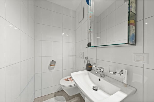 NEUWERTIGE STADTWOHNUNG 11