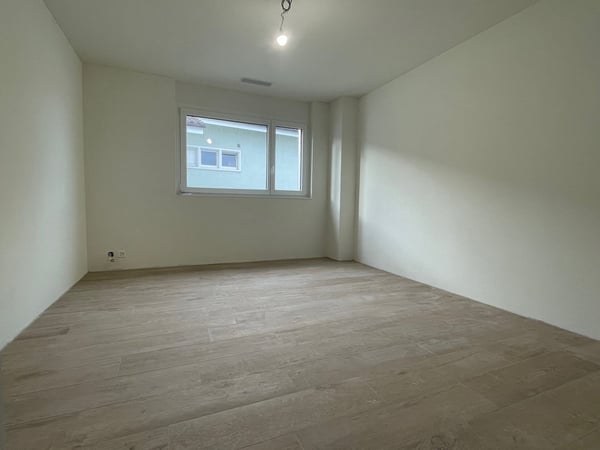 1.5-Zimmer Attikawohnung im Dorfkern von Reinach BL 7