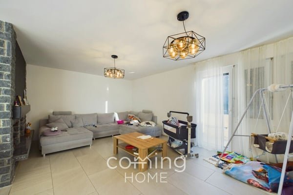 Wohnensemble mit Entwicklungsspielraum in Varen - drei Einheiten an sonniger Aussichtslage 14