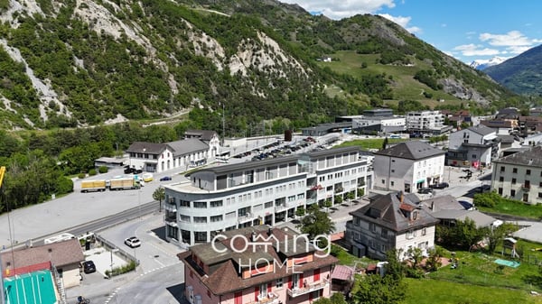 Modernes 1-Zimmer-Büro in Susten - zentral, hell und mit Balkon 1