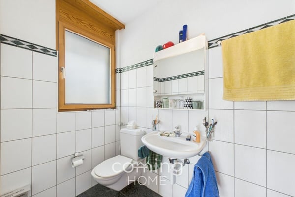 Modernes 1-Zimmer-Büro in Susten - zentral, hell und mit Balkon 6