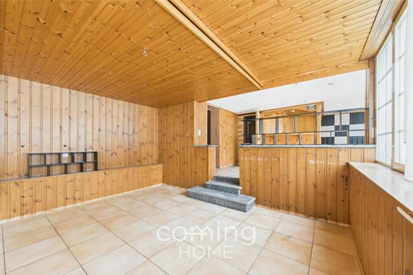 Vielseitiger Raum im Erdgeschoss in Ried-Brig - ideal für Lagerung, Handwerk oder kreative Nutzung 4