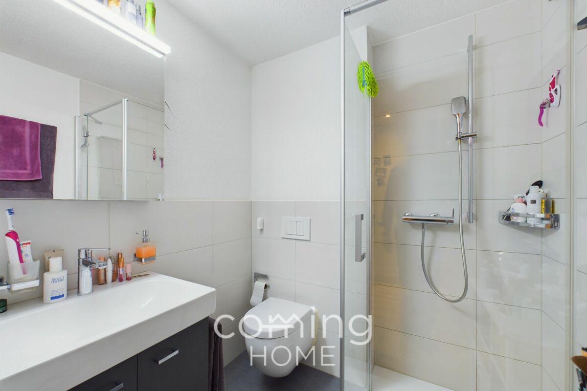 4.5-Zimmer-Wohnung in Susten - Privatgarten, zeitgemässer Ausbau und zentrale Lage