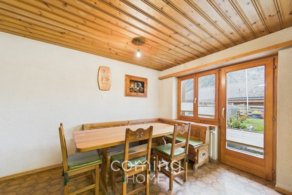 Wohnhaus mit Panorama und Entwicklungsspielraum in Stalden 3