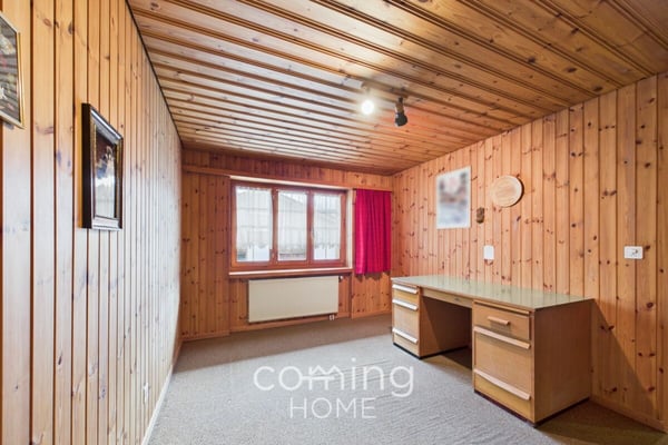 Wohnhaus mit Panorama und Entwicklungsspielraum in Stalden 9