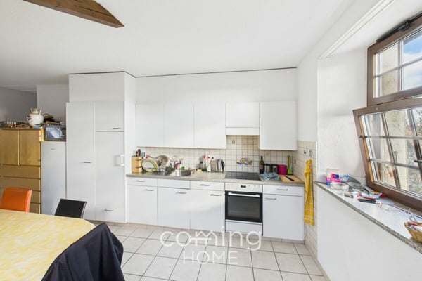 Grosszügige 1.5-Zimmer-Dachwohnung in Oensingen - zusätzlicher Estrich als Büro oder Hobbyraum 1