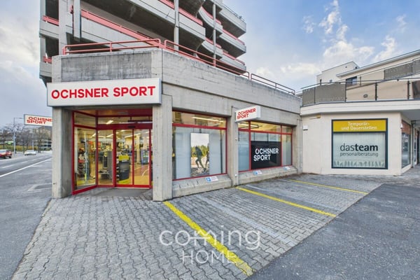 Attraktives Gewerbelokal in Visp - 720 m², Garagentor und vier eigene Parkplätze 3