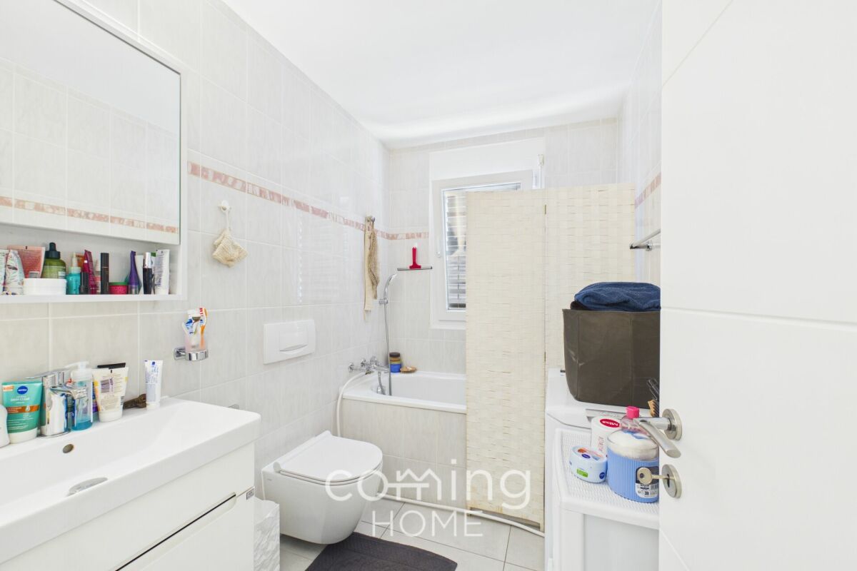 Situé en centre-ville, moderne et confortable : appartement rénové de 2,5 pièces avec ascenseur à Viège