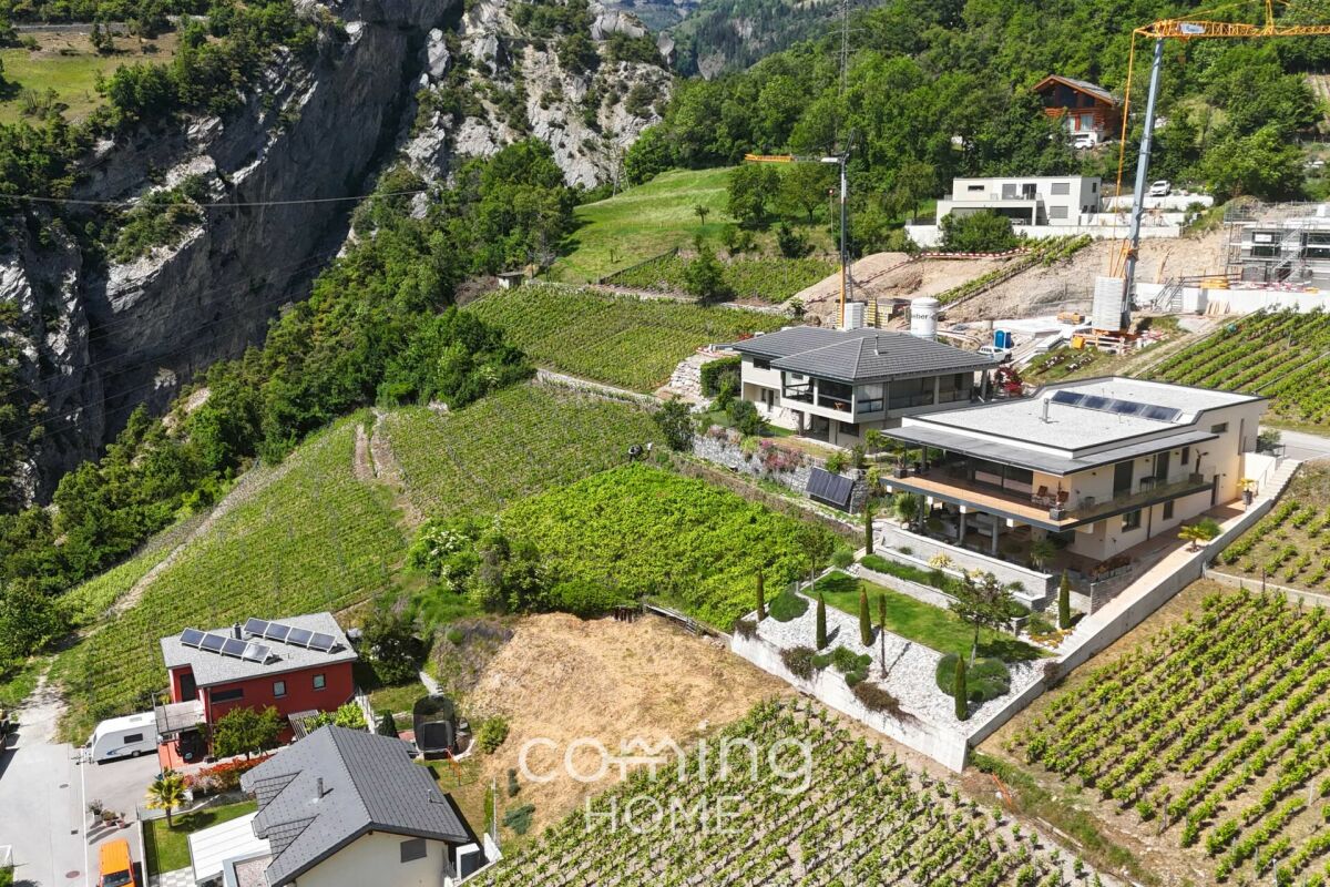 Sonnige Bauparzelle in Leuk mit herrlicher Aussicht - vollständig erschlossen