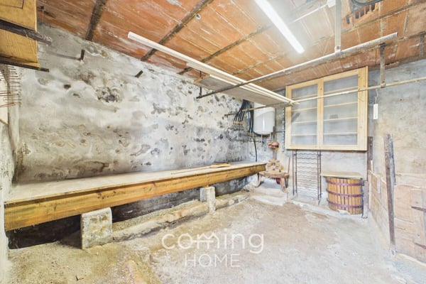 Modernisierte 4-Zimmerwohnung in Eggerberg mit sonnigem Balkon und Bergsicht 11