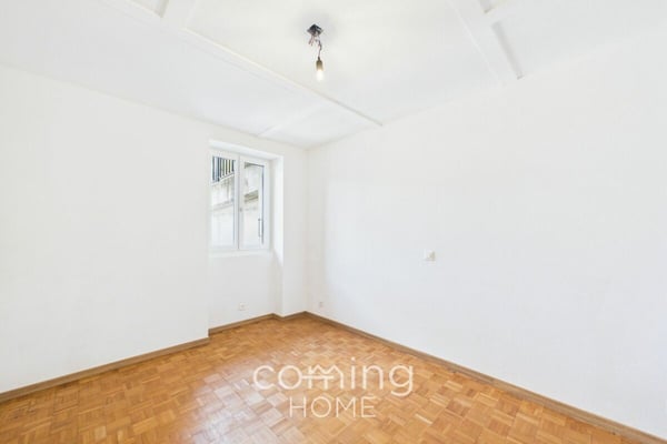 Modernisierte 4-Zimmerwohnung in Eggerberg mit sonnigem Balkon und Bergsicht 4
