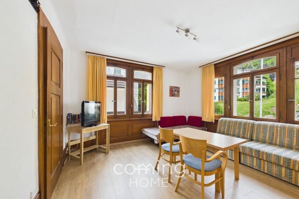 Sonnige 3.5 Zimmerwohnung in Leukerbad mit Bergsicht und Balkon 3