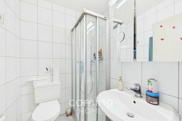 Grosszügige 5.5-Zimmer-Wohnung mit Balkon in Brigerbad 11