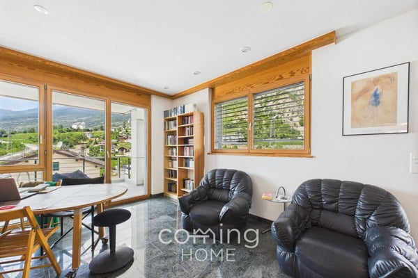 3.5-Zimmer-Wohnung in Susten - grosser Balkon, Abendsonne, flexible Nutzung 1