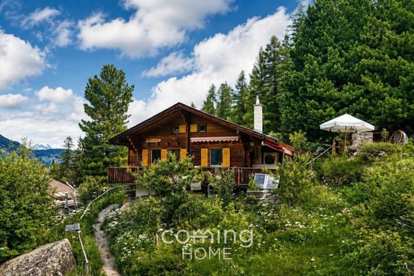 4-Zimmer-Chalet in St. Niklaus - Panoramaaussicht, Cheminée, Zweitwohnsitz möglich