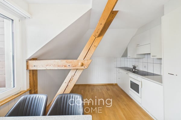 Gepflegte 1.5 Zimmer Dachwohnung in Madiswil - ruhig gelegen und sofort bezugsbereit 4