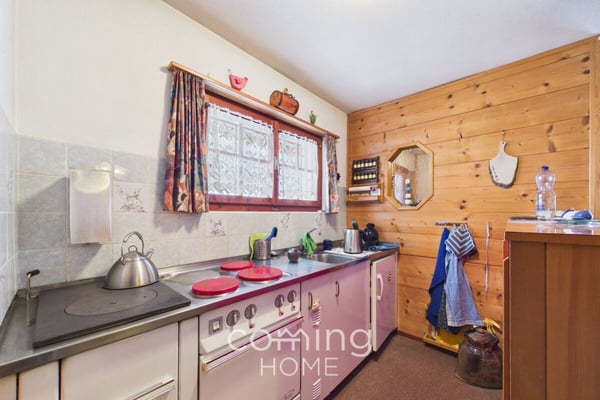Wohnen heute, bauen morgen - Chalet mit 1'800 m² Baulandreserve in sonnigem Bürchen 7