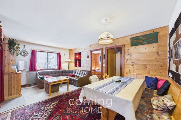 Wohnen heute, bauen morgen - Chalet mit 1'800 m² Baulandreserve in sonnigem Bürchen 2