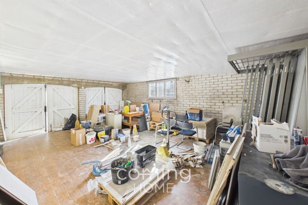 Werkstatt und Büro mit 15 Parkplätzen - Gewerbeeinheit in gut erschlossenem Luterbach 8