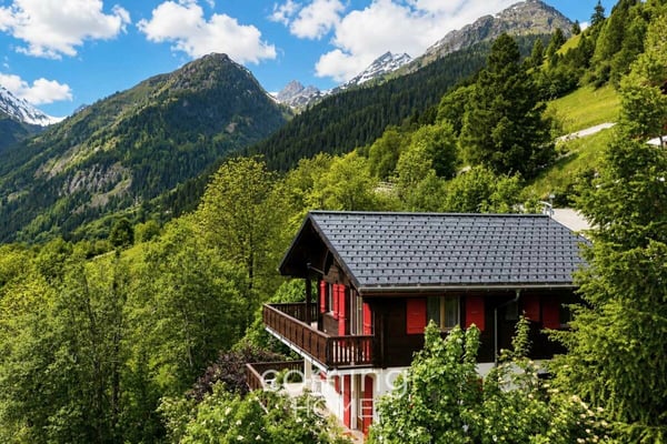 Zwei Wohnungen, ein Chalet - Panorama-Bergsicht und Zweitwohnsitz in Kippel 2