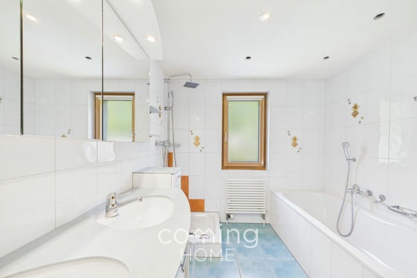 Panoramablick und viel Platz - 5.5-Zimmer-Wohnung in sonnigem Saas-Grund 8