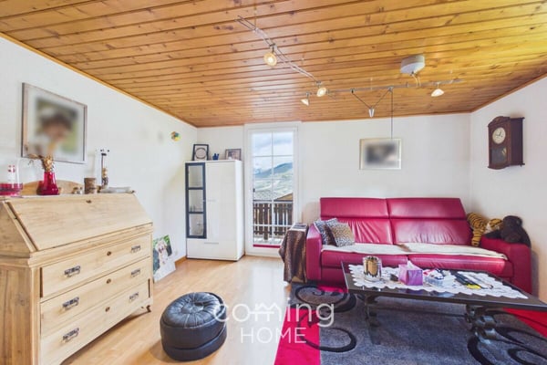 Wohnen und bauen in Ergisch - Chalet mit Bauland und sonniger Aussichtslage 9