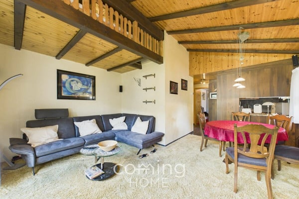 Gemütlich und alpin - 2.5-Zimmer-Wohnung mit Cheminée und Bergsicht in Saas-Grund 1