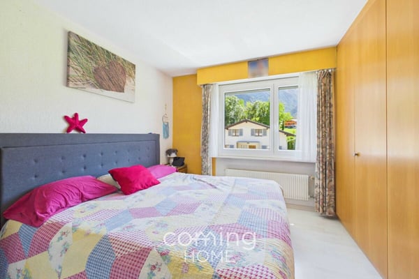 Balkon, Bergpanorama und viel Platz - familienfreundliche 4.5-Zimmer-Wohnung in Susten 10