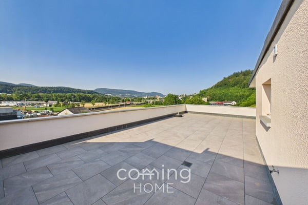 Frisch renovierte 4-Zimmer-Attikawohnung in Wöschnau mit grosser Terrasse und Weitsicht 12
