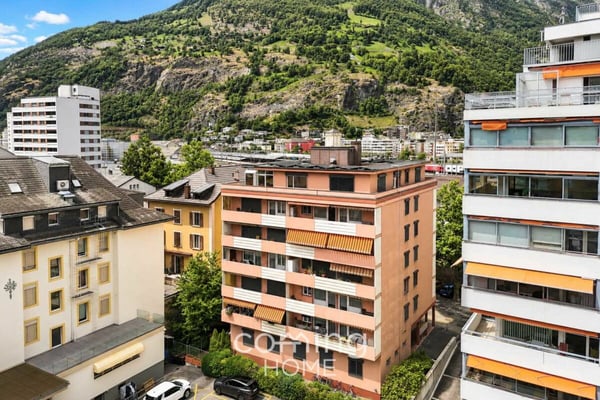 Grosszügige Attikawohnung mit Panoramaterrasse - Brig 1