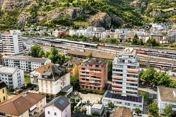 Grosszügige Attikawohnung mit Panoramaterrasse - Brig 19