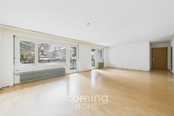 Interessante 4.5 Zimmer Wohnung in Brig mit Balkon und Lift sowie Renovationspotenzial 1